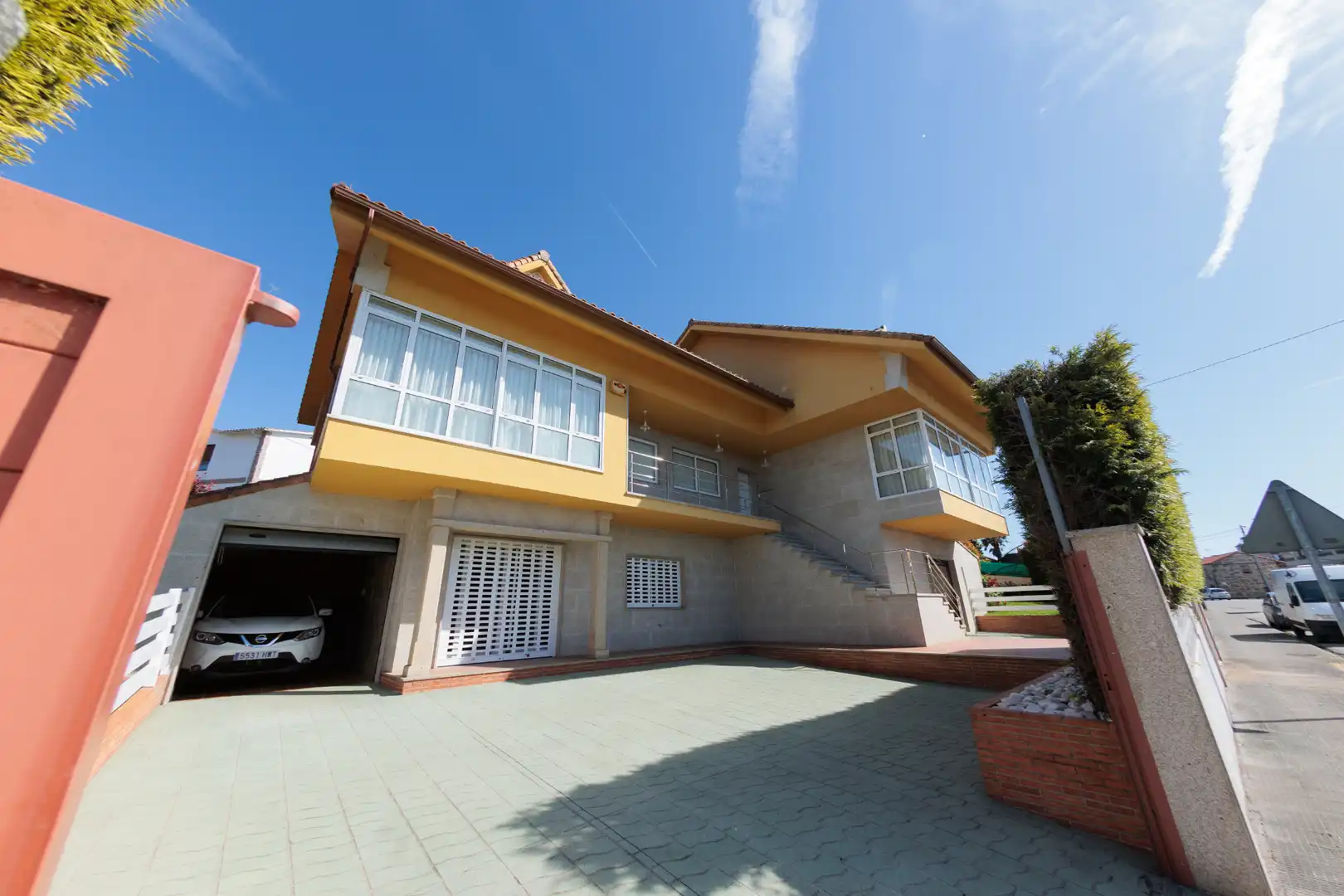 Vista exterior de Casa o chalet en venta en Vigo  con Jardín privado, Parquet y Terraza