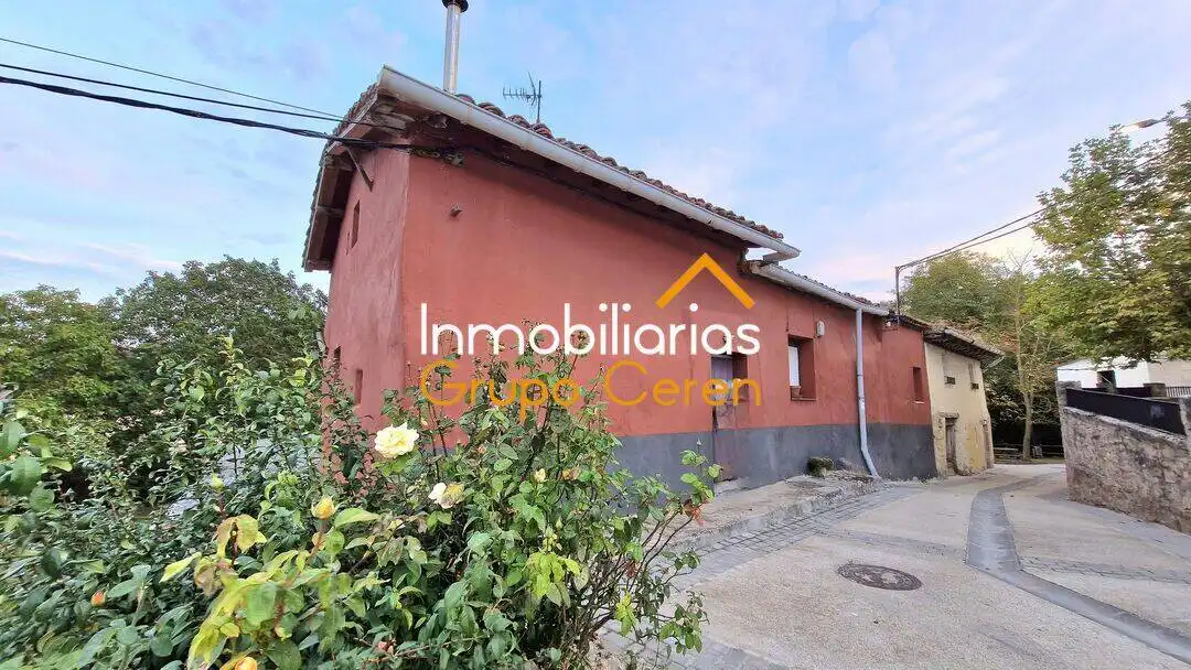 Vista exterior de Casa o chalet en venta en Villarejo con Calefacción, Jardín privado y Trastero