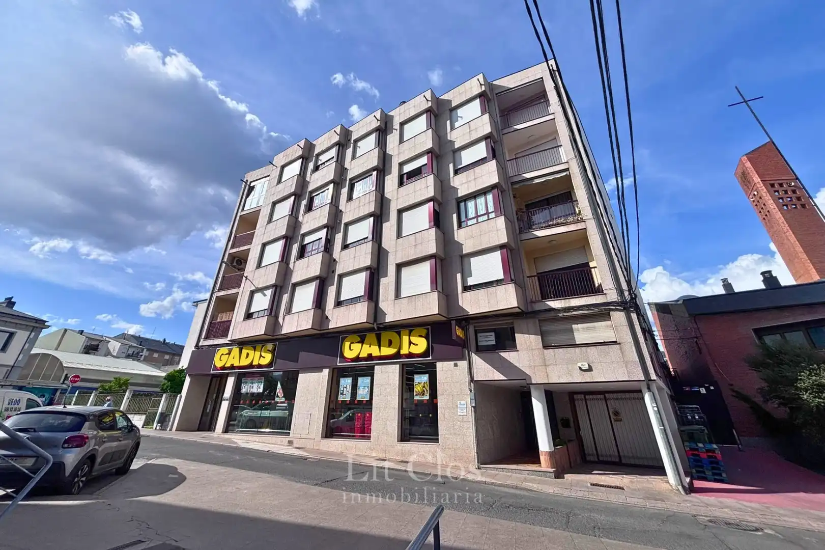 Exterior view of Flat for sale in O Barco de Valdeorras    with Heating, Terrace and Storage room
