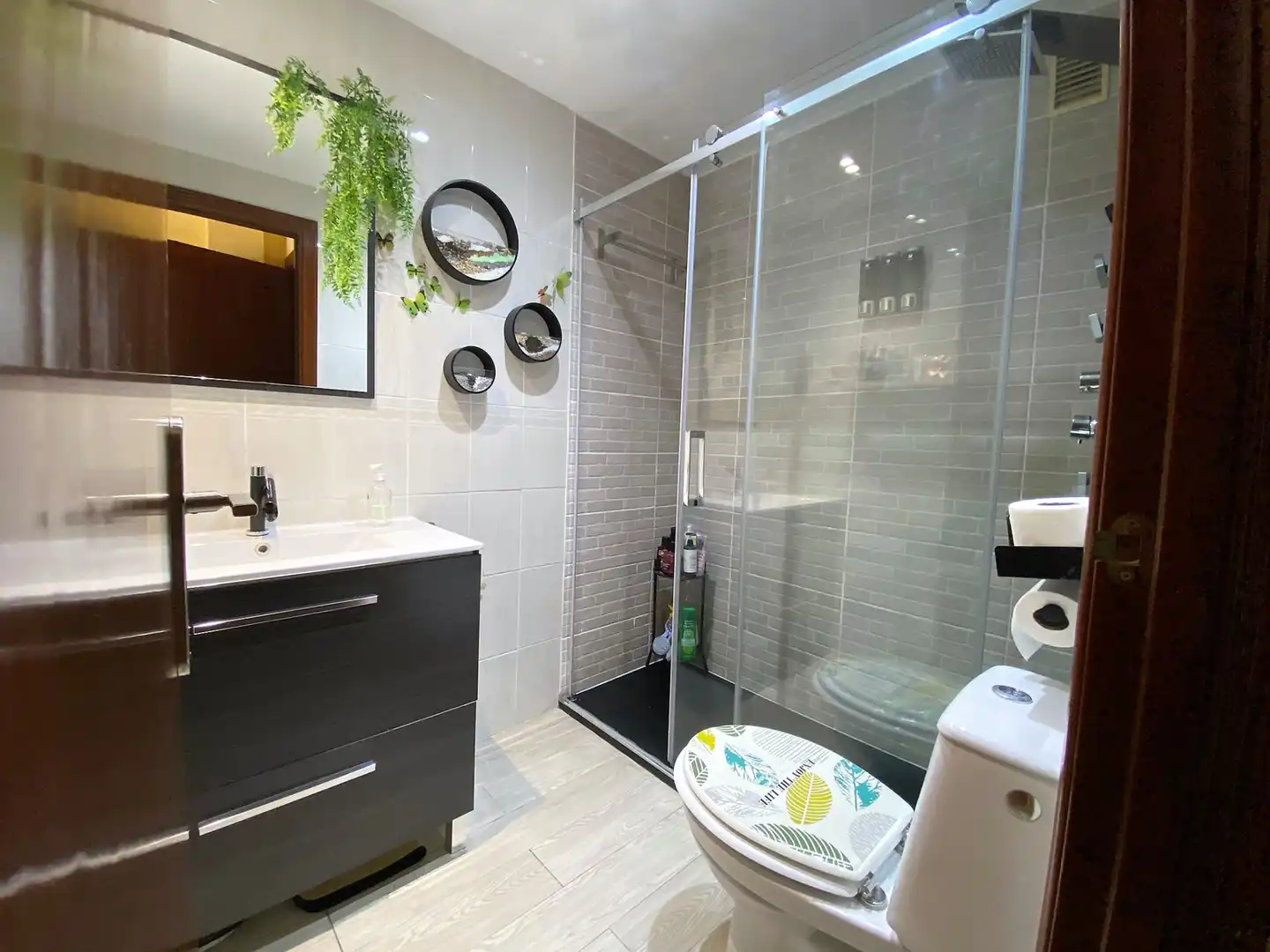 Bathroom of Flat for sale in Parla  with Heating, Private garden and Furnished