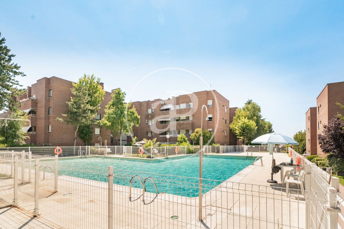 Piscina de Piso en venta en Pozuelo de Alarcón con Aire acondicionado, Calefacción y Jardín privado