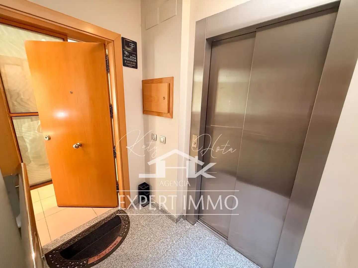 Apartment with lift for sale in de l'Almirall Federico Gravina, imagen 3