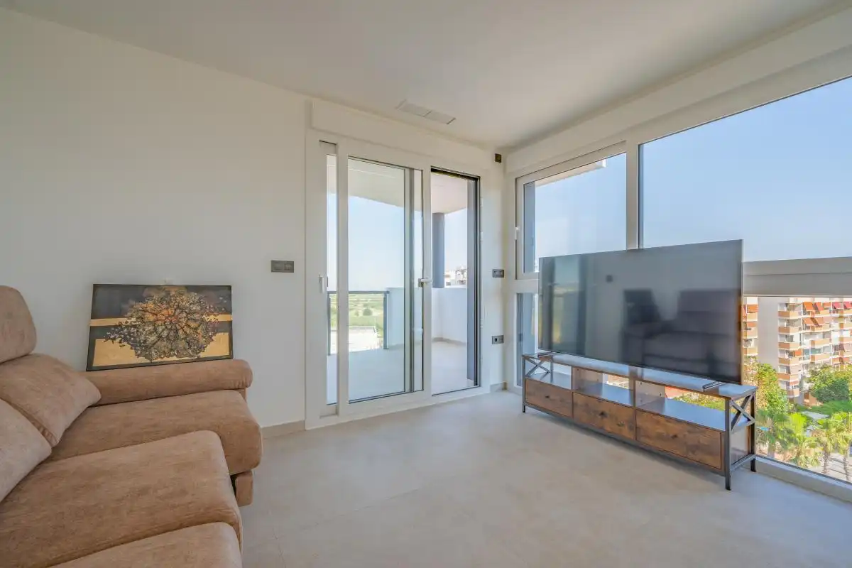 Sala de estar de Piso en venta en Guardamar del Segura con Aire acondicionado, Calefacción y Piscina