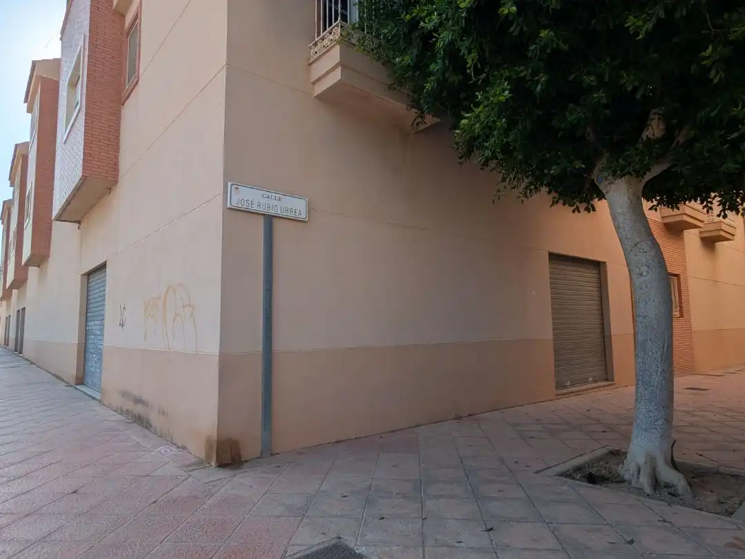 Exterior view of Commercial properties for rent in Almería