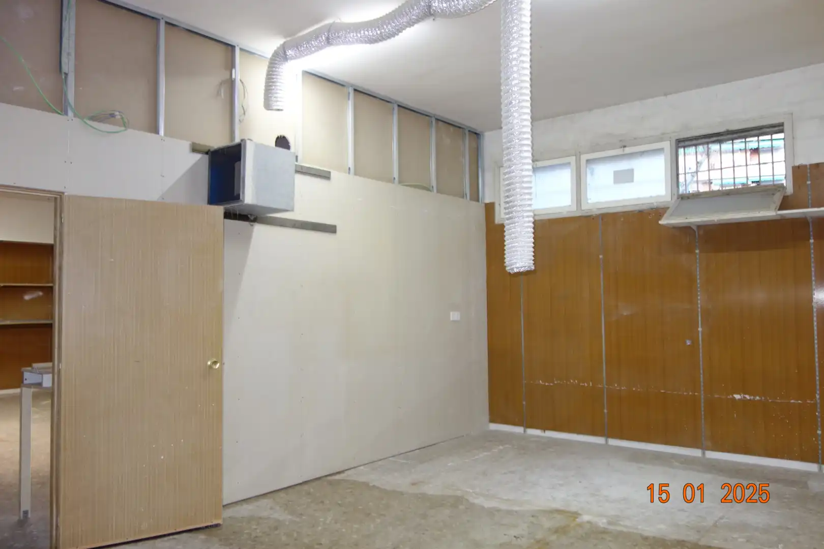 Commercial properties for rent in Carrer del Bogatell, 3, Artigues