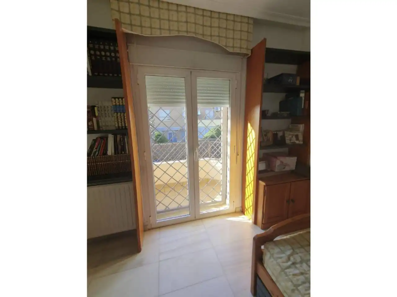 Dormitori de Casa o xalet en venda en Badajoz amb Calefacció, Jardí privat i Terrassa