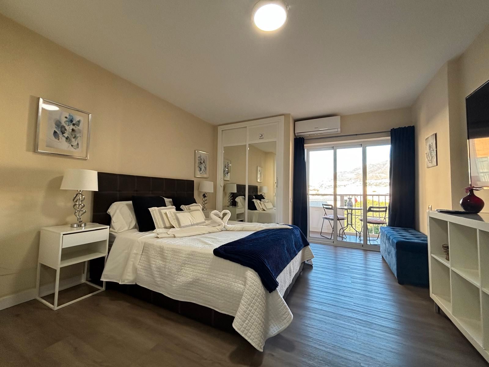Habitación de Estudio en venta en Benalmádena con Aire acondicionado, Terraza y Amueblado