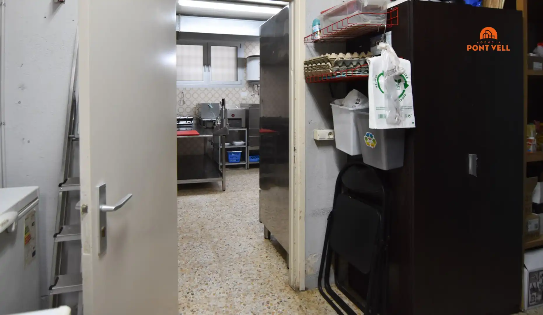 Local commercial à vendre à La Bisbal d'Empordà, imagen 28