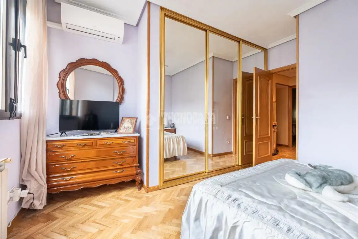 Habitación de Piso en venta en Madrid con Aire acondicionado, Calefacción y Terraza