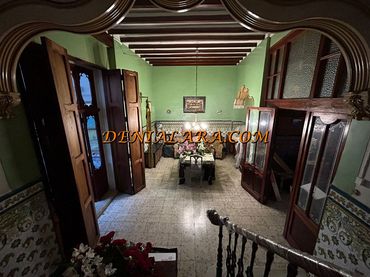 Casa amb balcó en venda a Pego