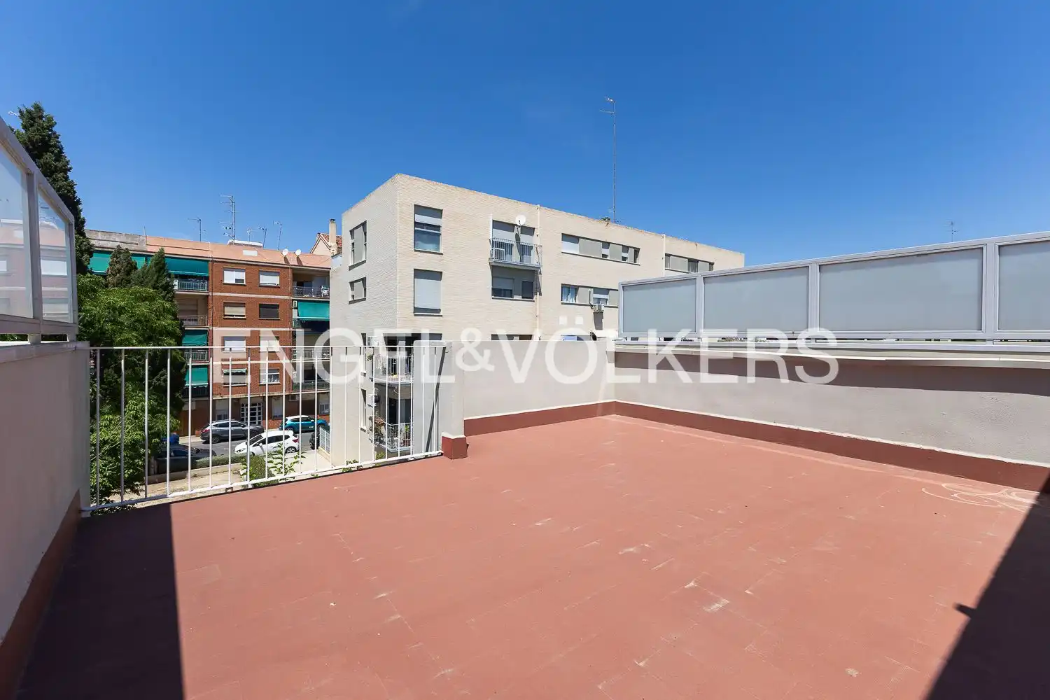 Terraza de Casa o chalet de alquiler en Rocafort con Aire acondicionado, Calefacción y Jardín privado