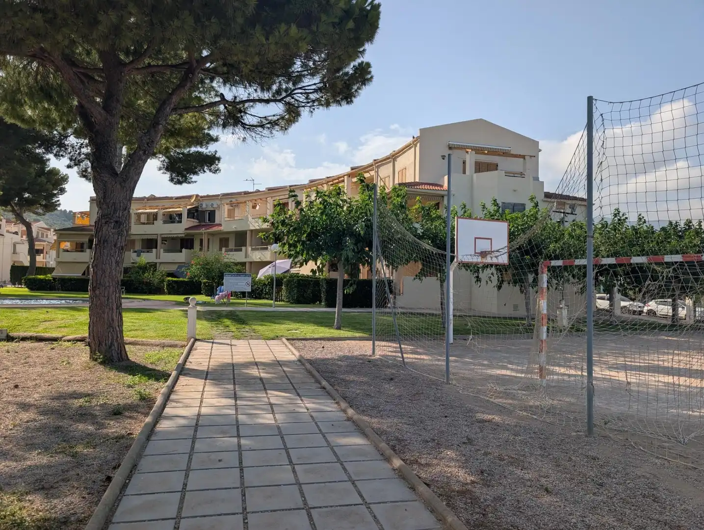 Vista exterior de Àtic en venda en Alcanar amb Parquet