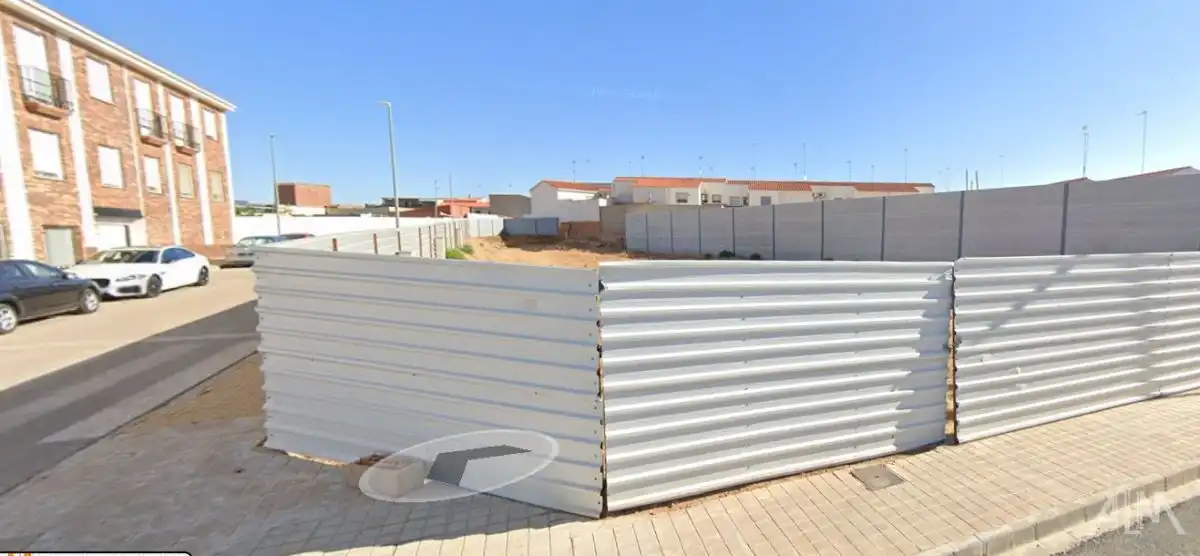 Lands and plots for sale in Manzanares, imagen 4