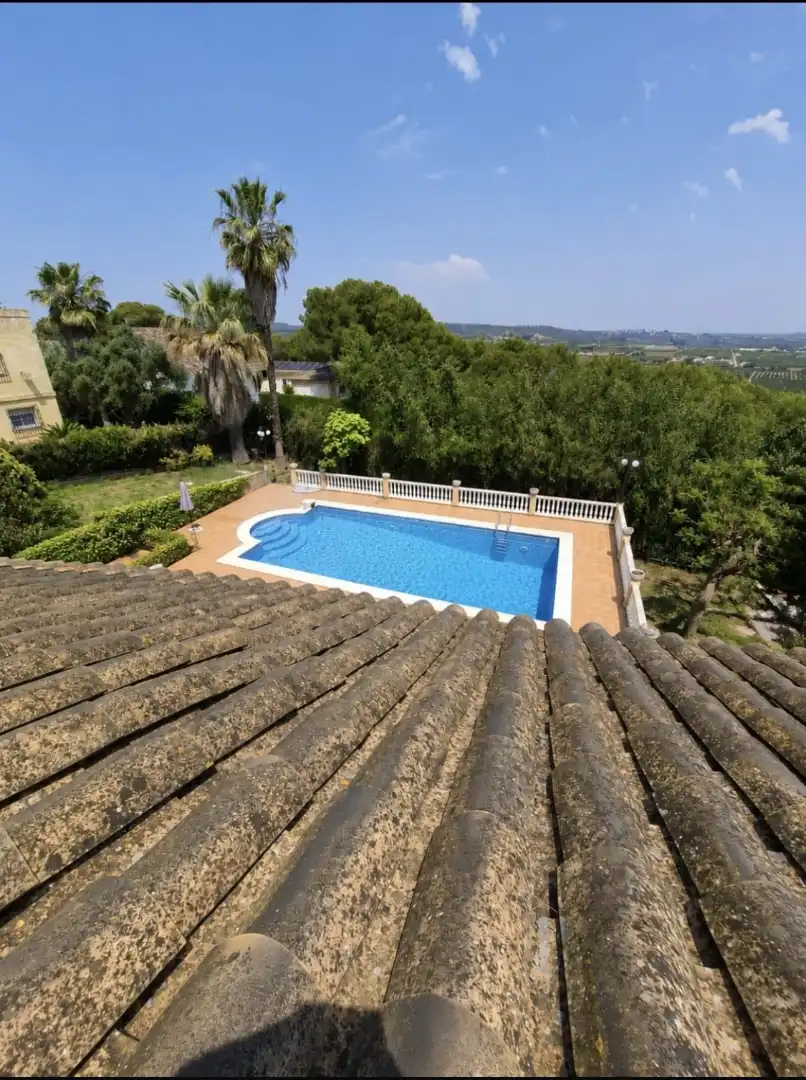 Swimming pool of Houses for rent in Picassent  with Heating, Private garden and Parquet flooring