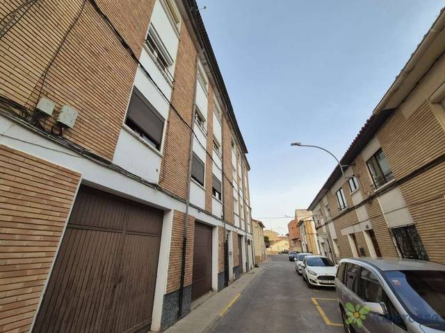 Piso en Venta en Calle José María Lacarra en Cintruénigo