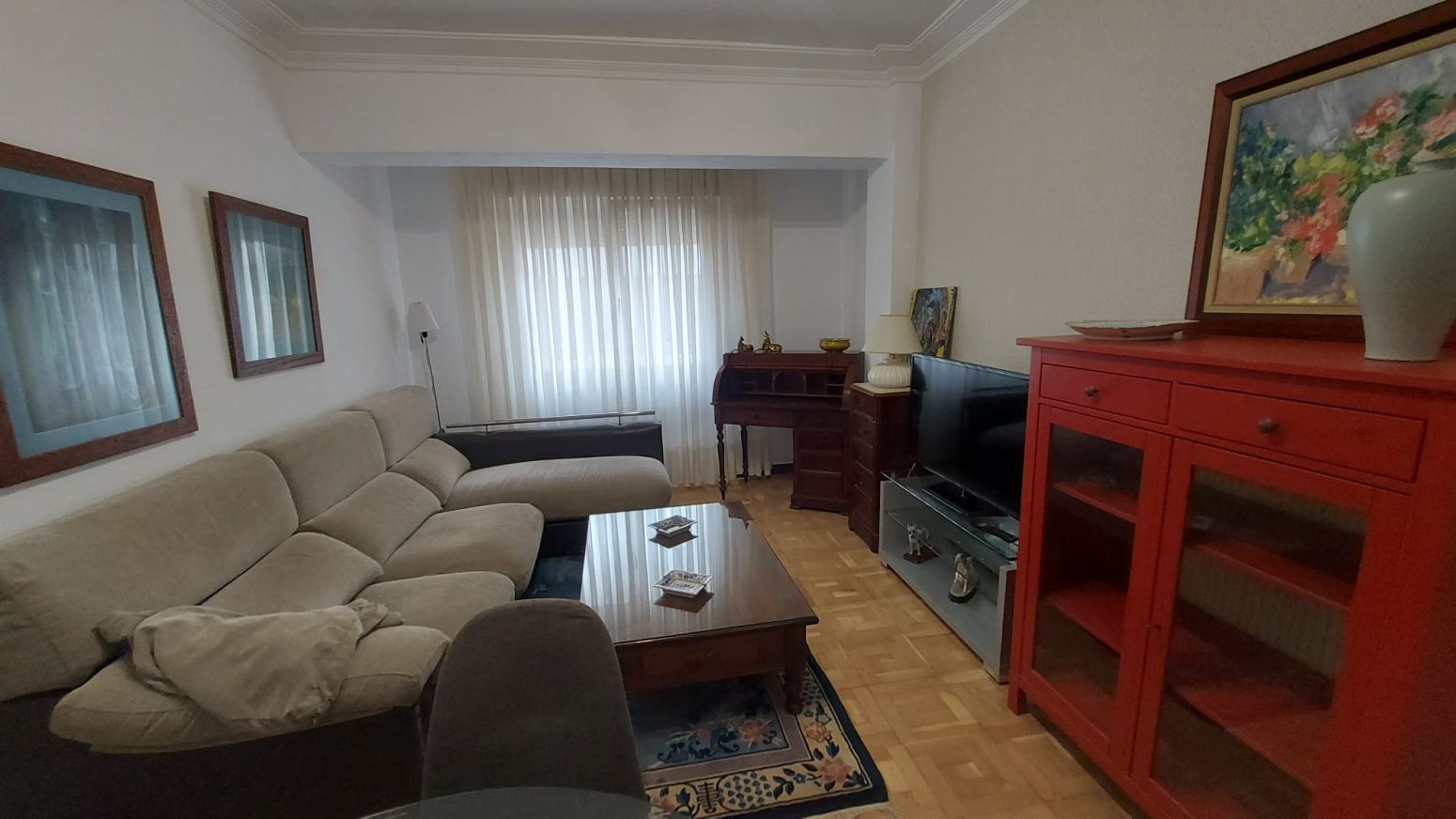 Sala d'estar de Pis de lloguer en  Logroño amb Calefacció