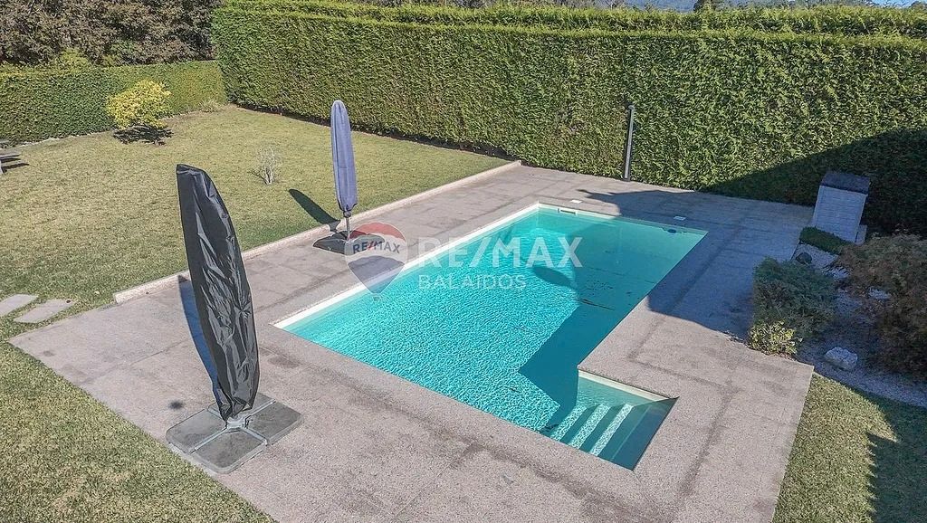 Swimming pool of House or chalet for sale in Tui  with Heating, Private garden and Parquet flooring