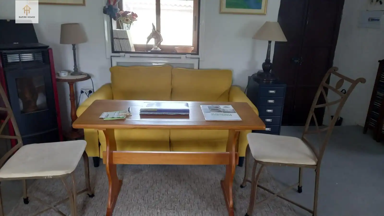 Sala d'estar de Casa o xalet en venda en Brozas amb Moblat i Balcó
