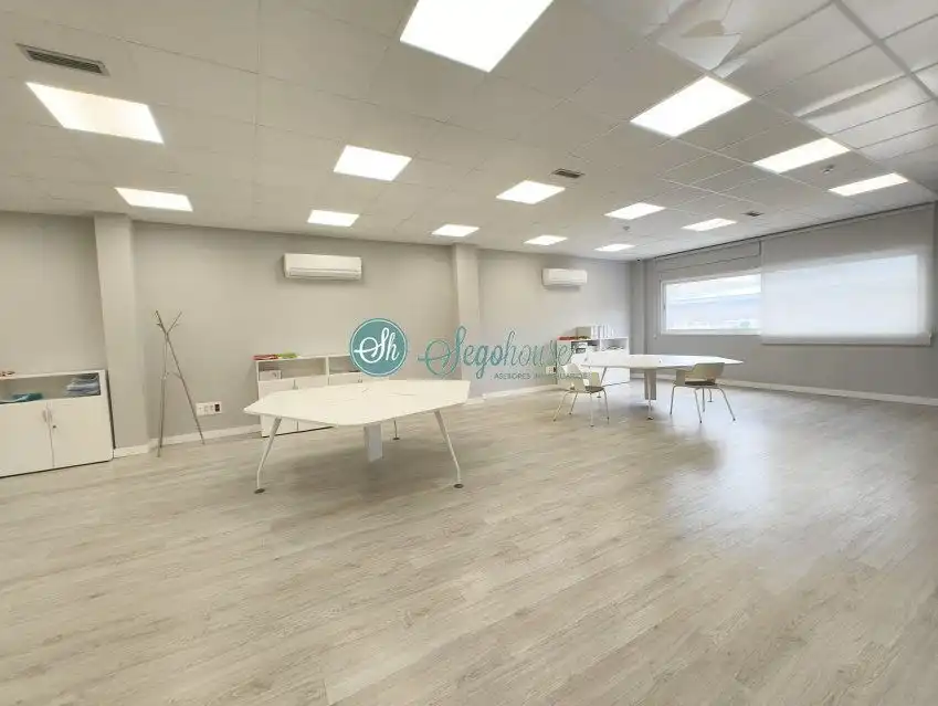 Office for rent in Segovia  with Heating