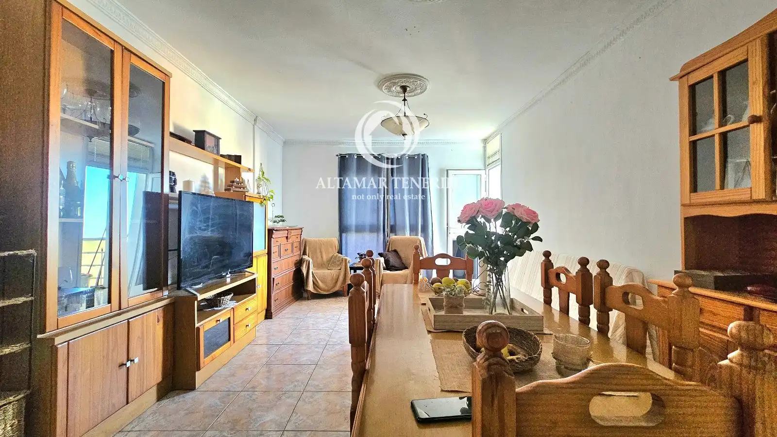 Vista exterior de Apartament en venda en Guía de Isora amb Traster i Moblat