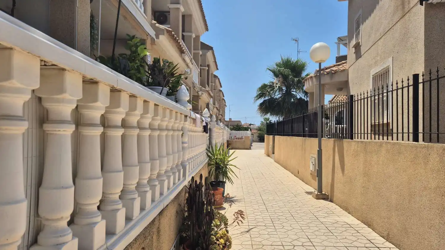 Vista exterior de Dúplex en venda en Orihuela amb Aire condicionat, Calefacció i Terrassa
