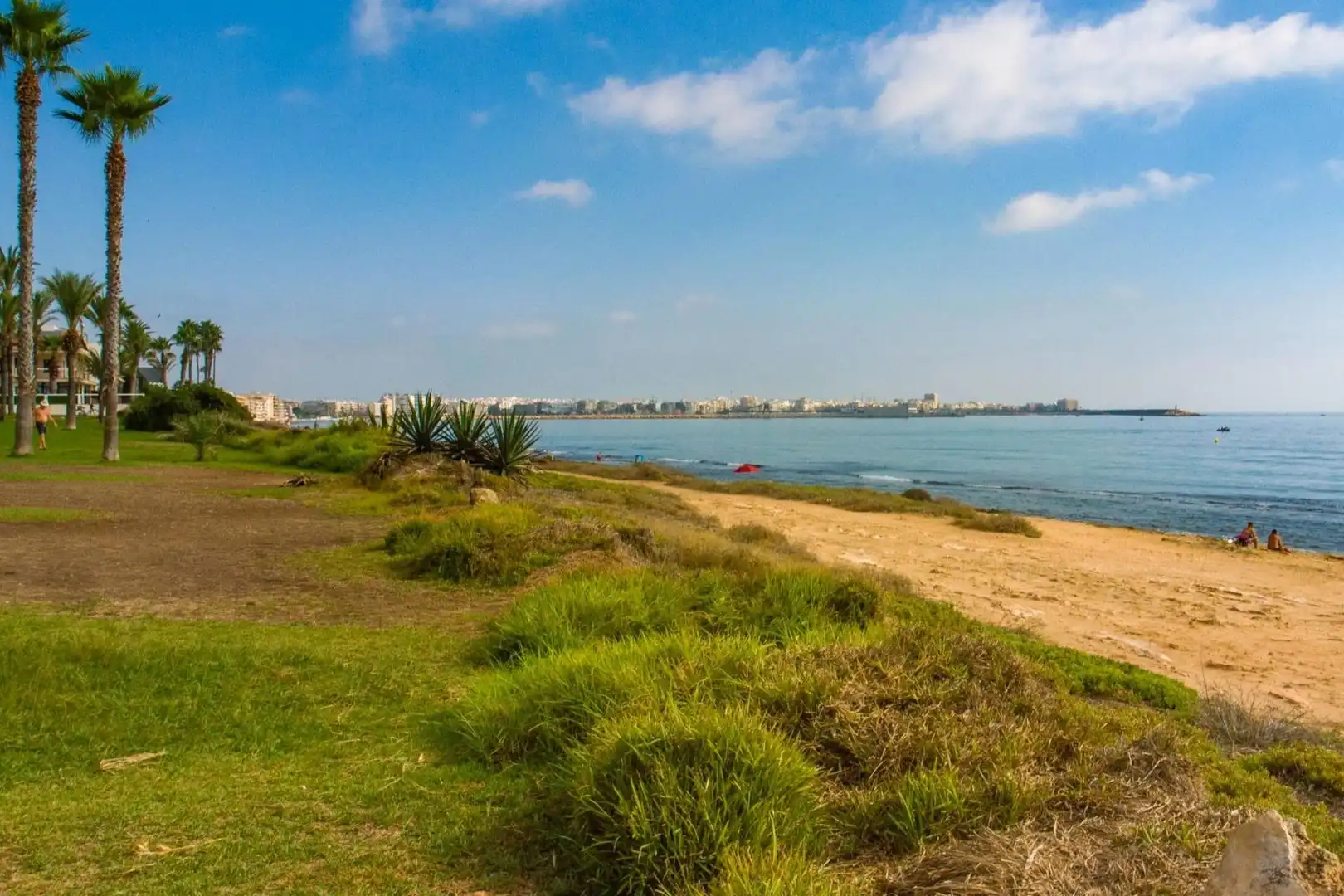 Einfamilien-Reihenhaus zum Verkauf in Torrevieja mit Klimaanlage, Heizung und Terrasse