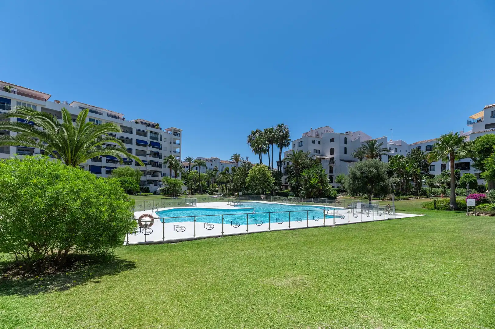 Apartament amb piscina en venda a Nueva Andalucía, imagen 35