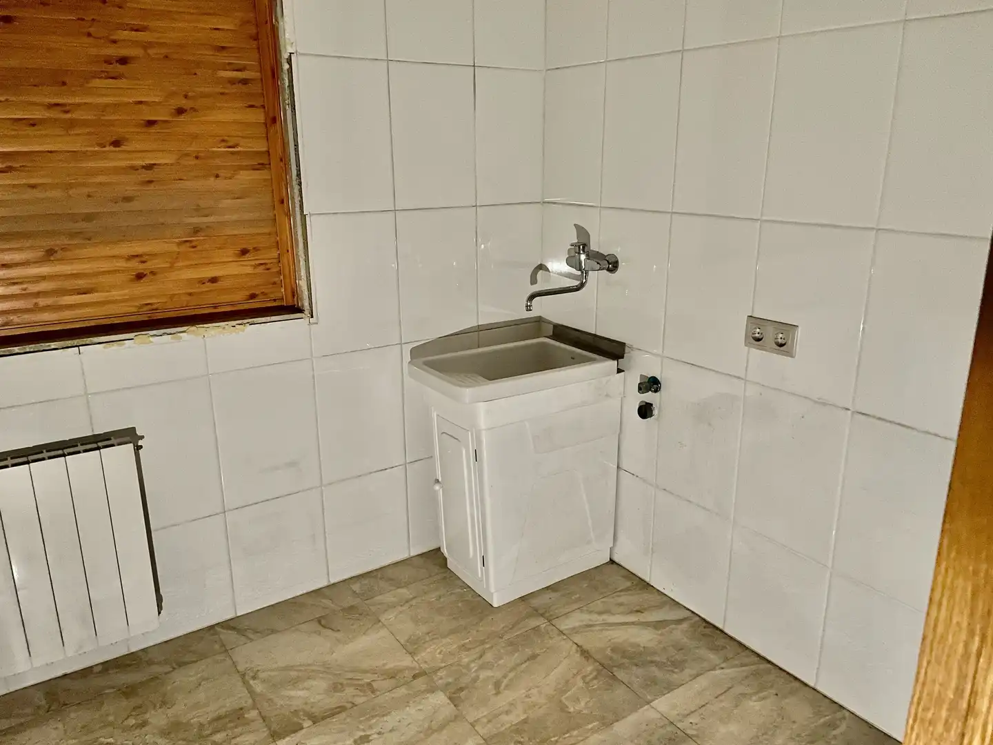 Bathroom of Houses for sale in Vinyols i els Arcs  with Heating, Terrace and Storage room