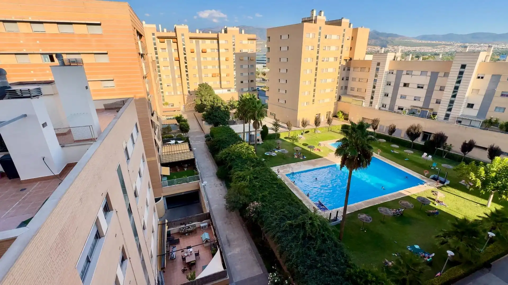 Flat for sale in Avenida Avenida de la Ilustración, 85, Campus de la Salud