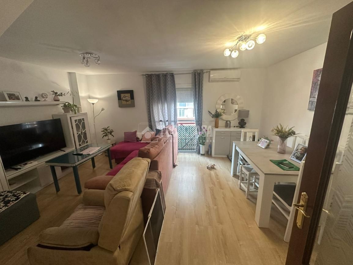 Sala de estar de Casa adosada en venta en Málaga Capital con Aire acondicionado, Terraza y Trastero