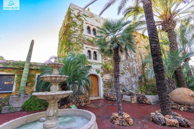 Casa-chalet en Venta en Calle Hogar Provincial en Santa Faz