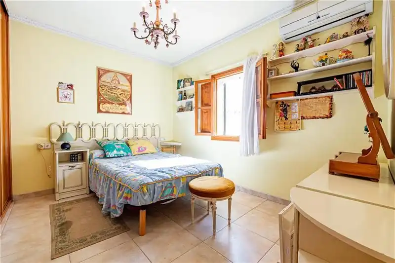 Dormitori de Casa o xalet en venda en  Palma de Mallorca amb Jardí privat i Terrassa