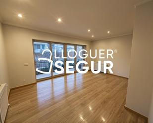 Living room of Flat to rent in Sabadell  with Air Conditioner and Heating