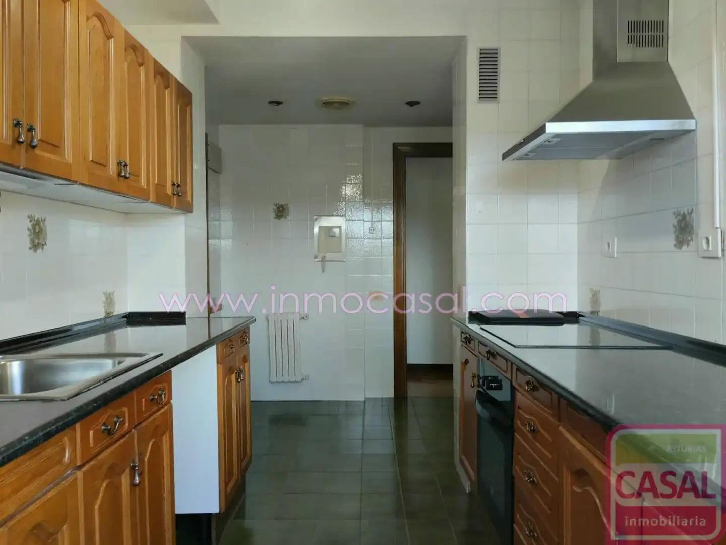 Kitchen of Flat for rent in Oviedo   with Heating, Terrace and Storage room