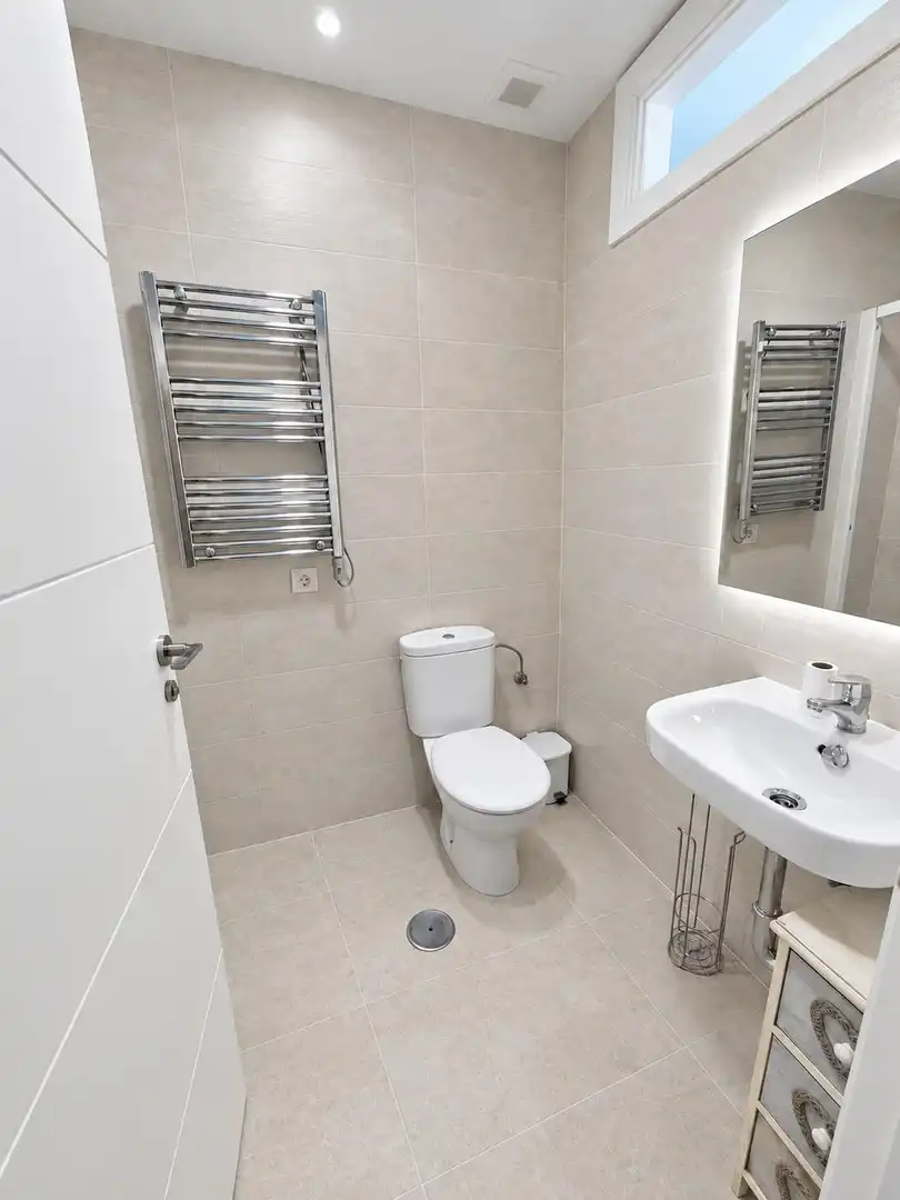 Bathroom of Flat for sale in Ciudad Lineal