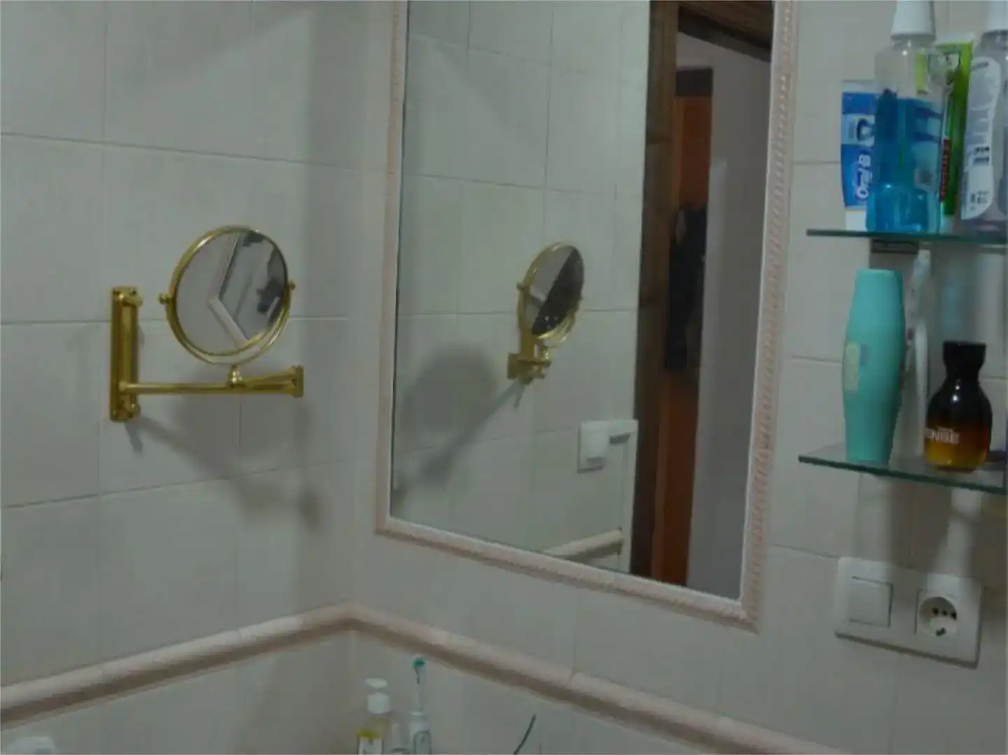 Bany de Finca rústica en venda en Motril amb Aire condicionat, Piscina i Balcó