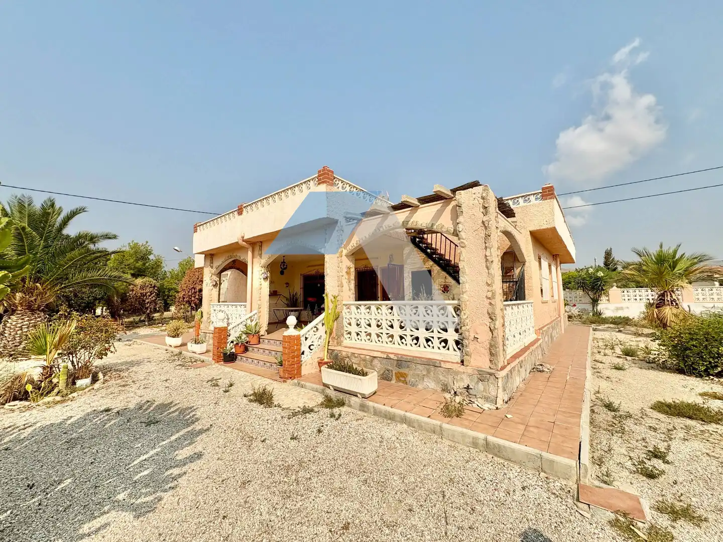 Vista exterior de Casa o xalet en venda en Mutxamel amb Jardí privat