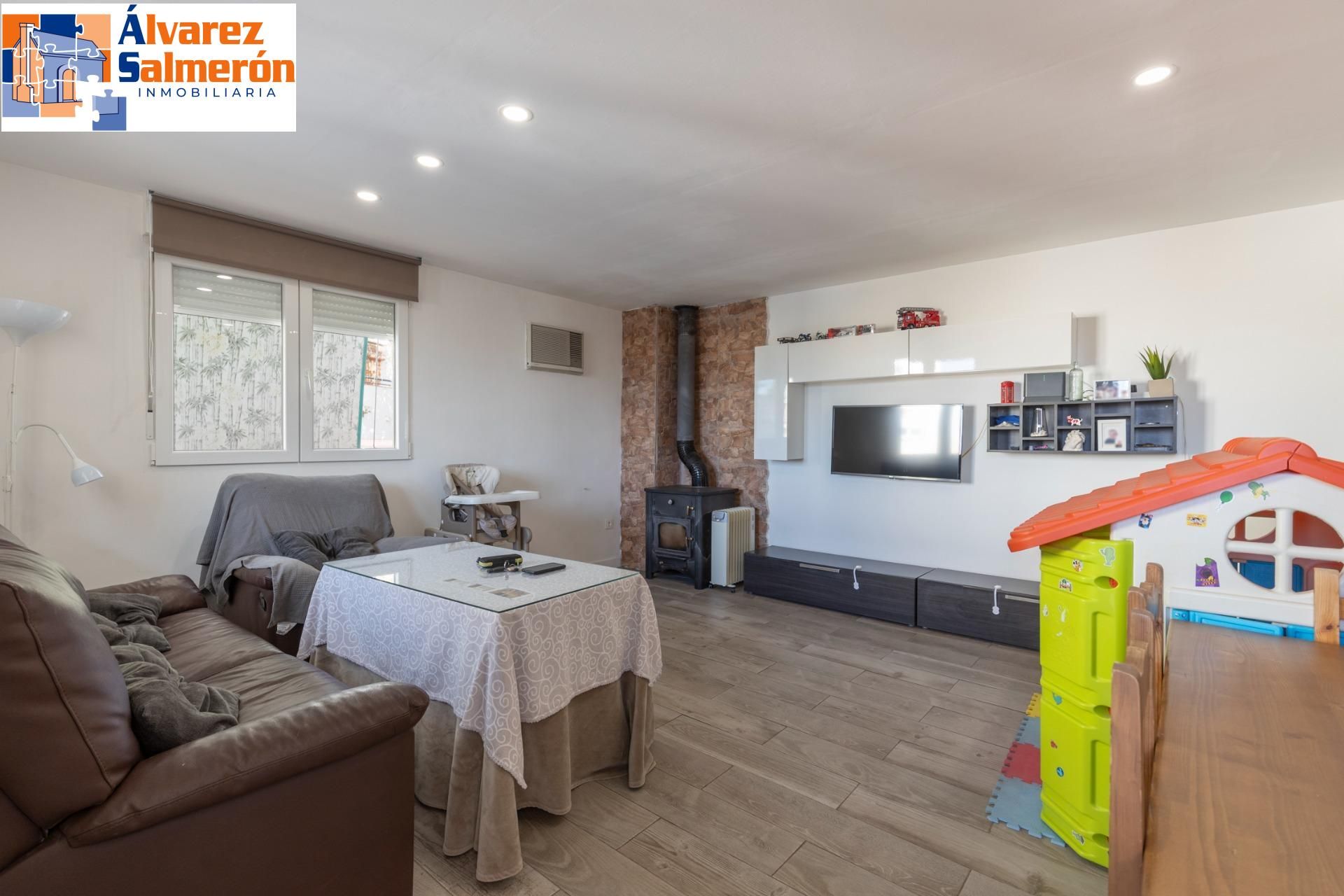 Living room of Flat for sale in Monachil  with Air Conditioner