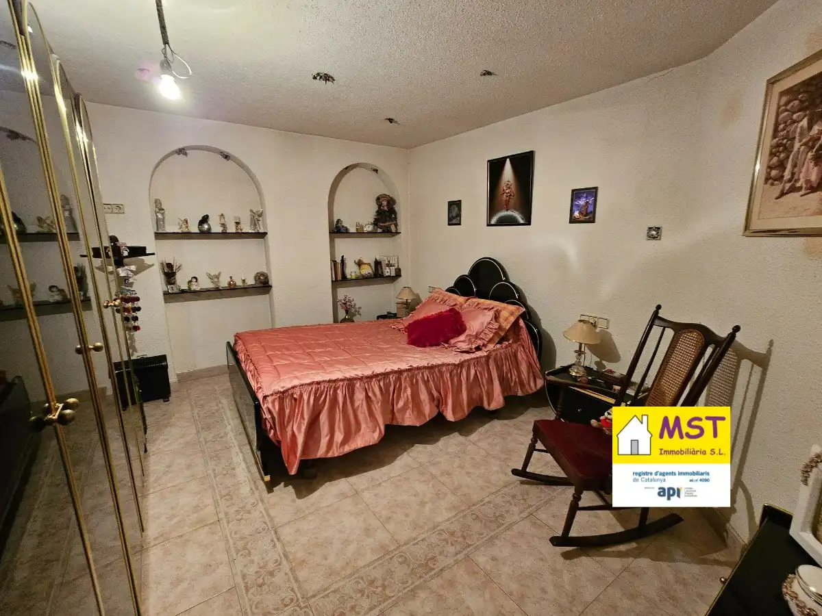 Duplexes for sale in Gironella  with Air Conditioner, Heating and Terrace