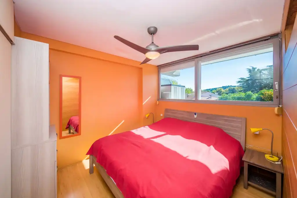 Habitación de Piso en venta en Castell d'Aro, Platja d'Aro i s'Agaró con Calefacción, Amueblado y Balcón
