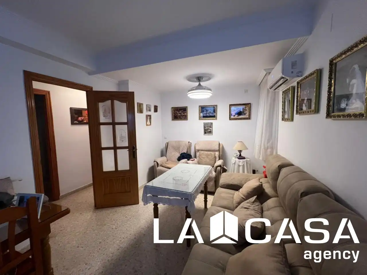 Sala d'estar de Pis en venda en Dos Hermanas amb Terrassa