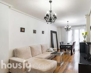Living room of Flat to rent in Zamora Capital   with Parquet flooring, Terrace and Furnished