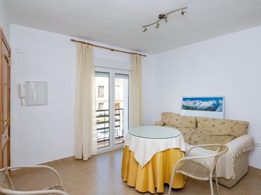 Flat with balcony for sale in Paseo de los Álamos