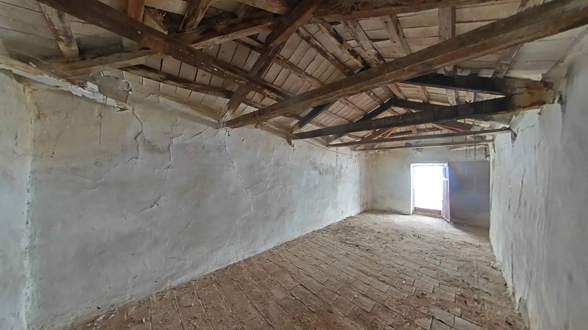 Casa adosada en venta en Daimiel con Terraza y Trastero
