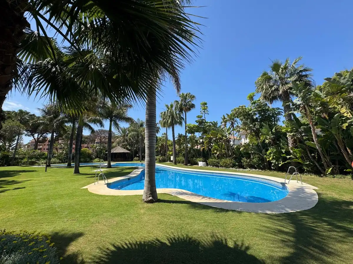 Wohnung mit Aufzug zum Verkauf in Nueva Andalucía, imagen 24