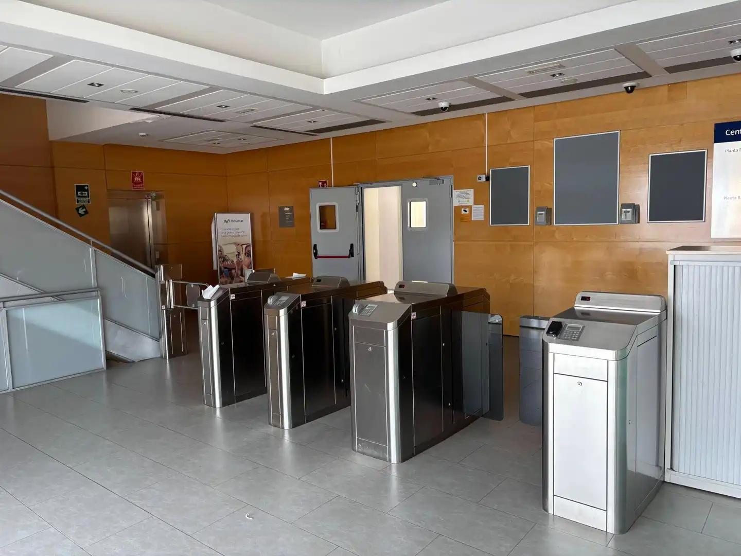 Immobles singulars amb ascensor en venda a Avenida Avenida Ramón y Cajal, imagen 13