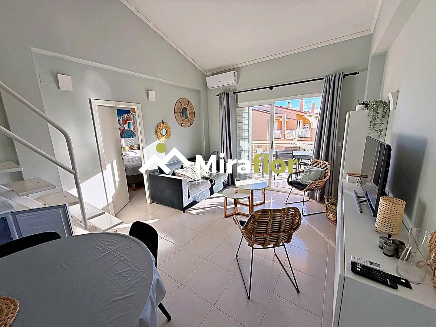 Habitación de Apartamento en venta en Dénia con Aire acondicionado, Terraza y Amueblado