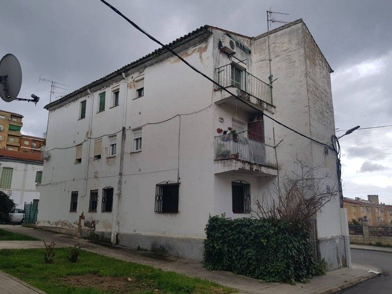Vista exterior de Piso en venta en Coria con Jardín privado