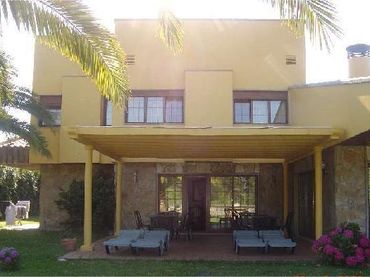 Villa con piscina in vendita a Estrada de Zamáns