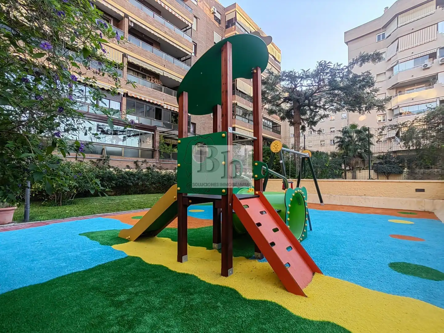 Exterior view of Flat for sale in Málaga  with Air Conditioner, Private garden and Terrace